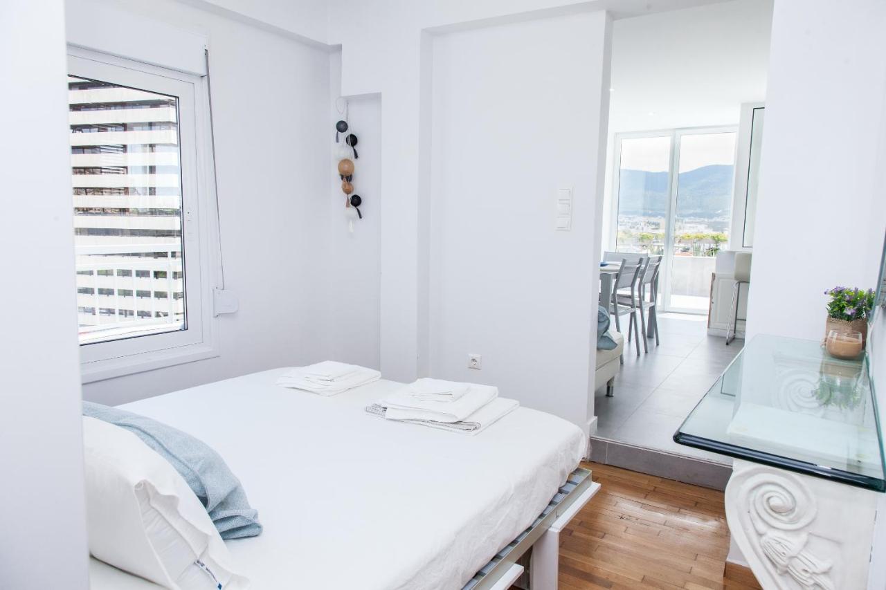 Gorgeous Penthouse With Private Jacuzzi And Amazing View! Apartment Athens Exterior photo