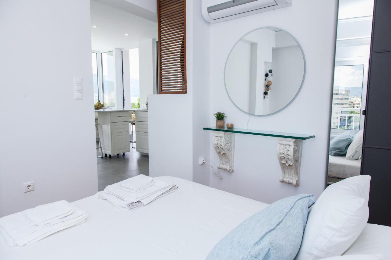 Gorgeous Penthouse With Private Jacuzzi And Amazing View! Apartment Athens Exterior photo