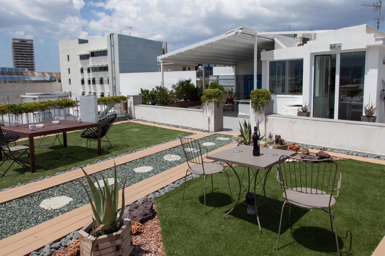 Gorgeous Penthouse With Private Jacuzzi And Amazing View! Apartment Athens Exterior photo