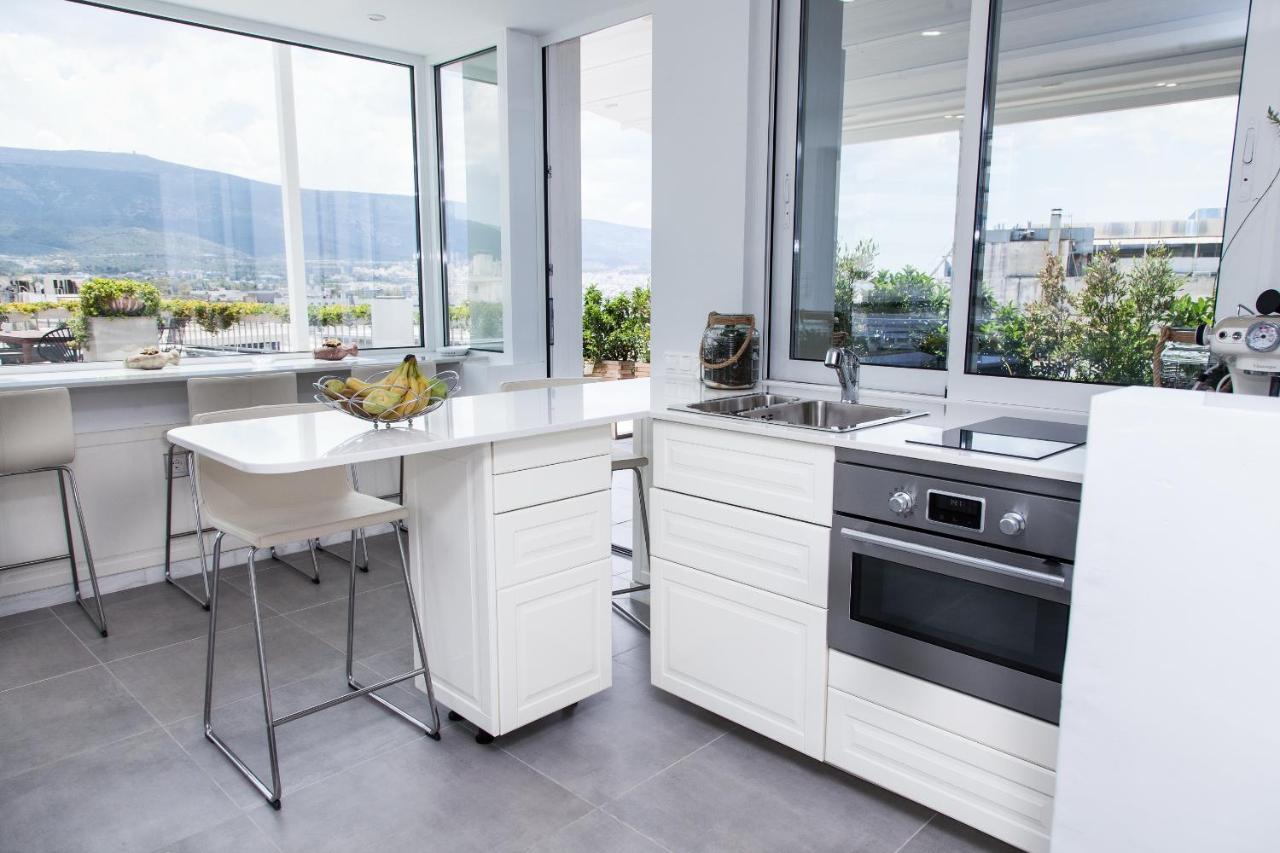 Gorgeous Penthouse With Private Jacuzzi And Amazing View! Apartment Athens Exterior photo